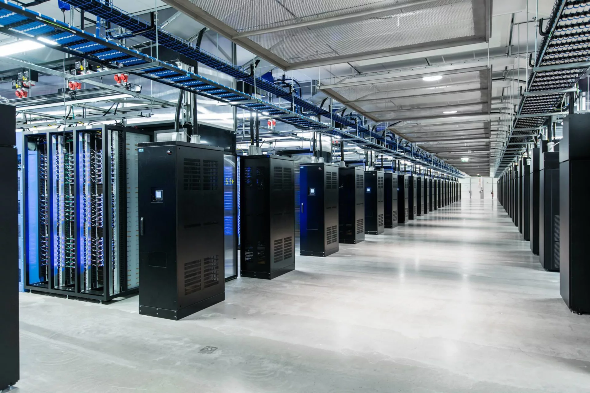 Critical environments facility — data centre construction